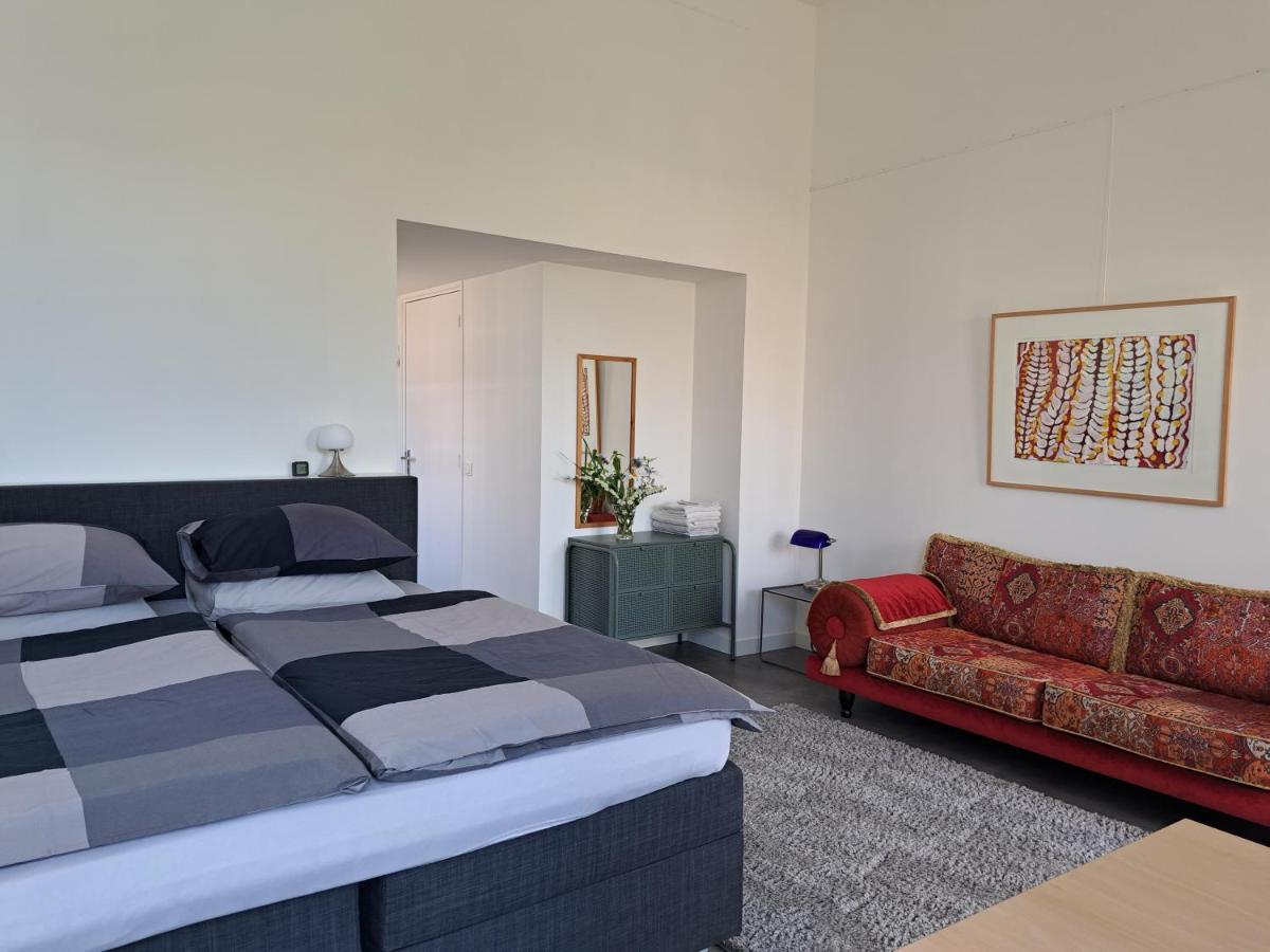 Luxe Ruime Studio Op Unieke, Rustige Locatie دوكوم المظهر الخارجي الصورة